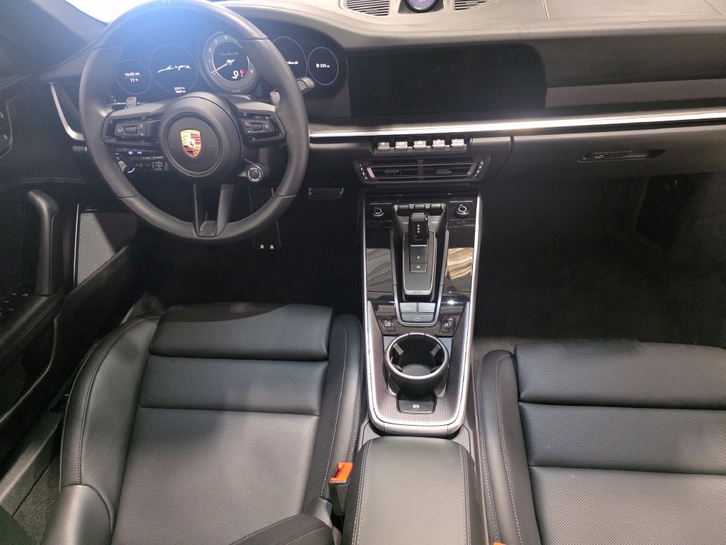 Certified 2025 Porsche 911 Turbo S AWD/4WD image 15