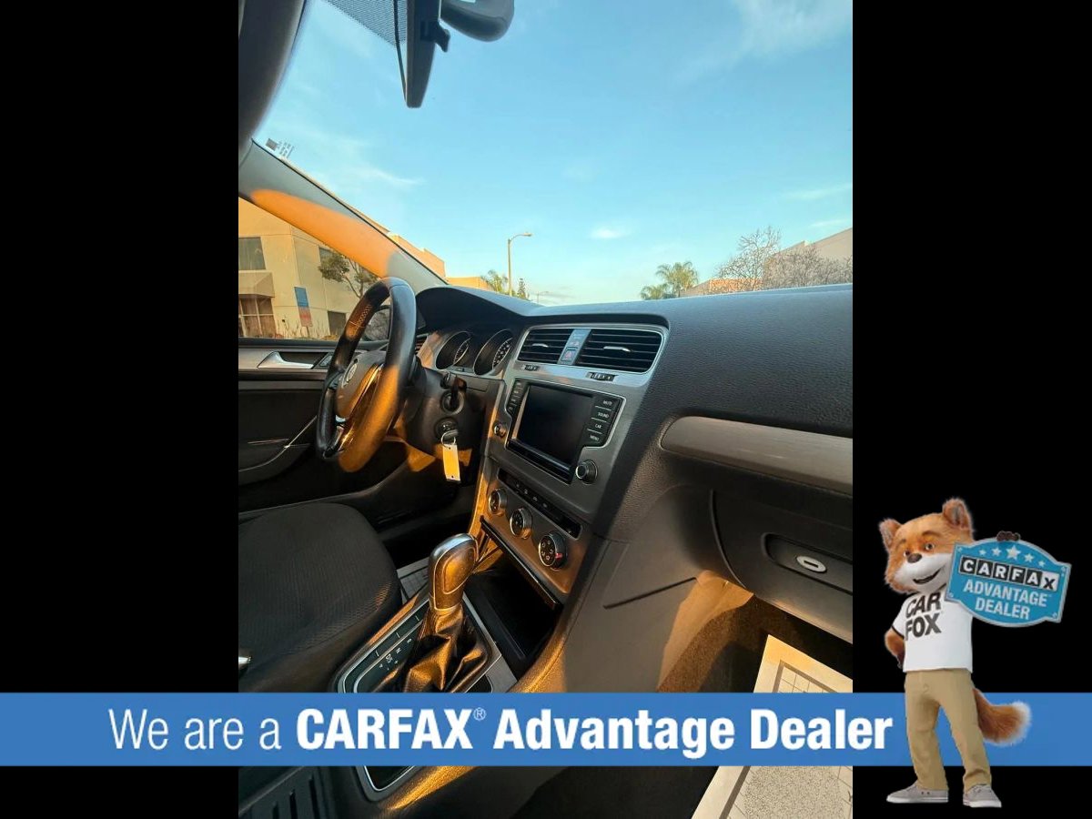 Used 2016 Volkswagen Golf S image 38