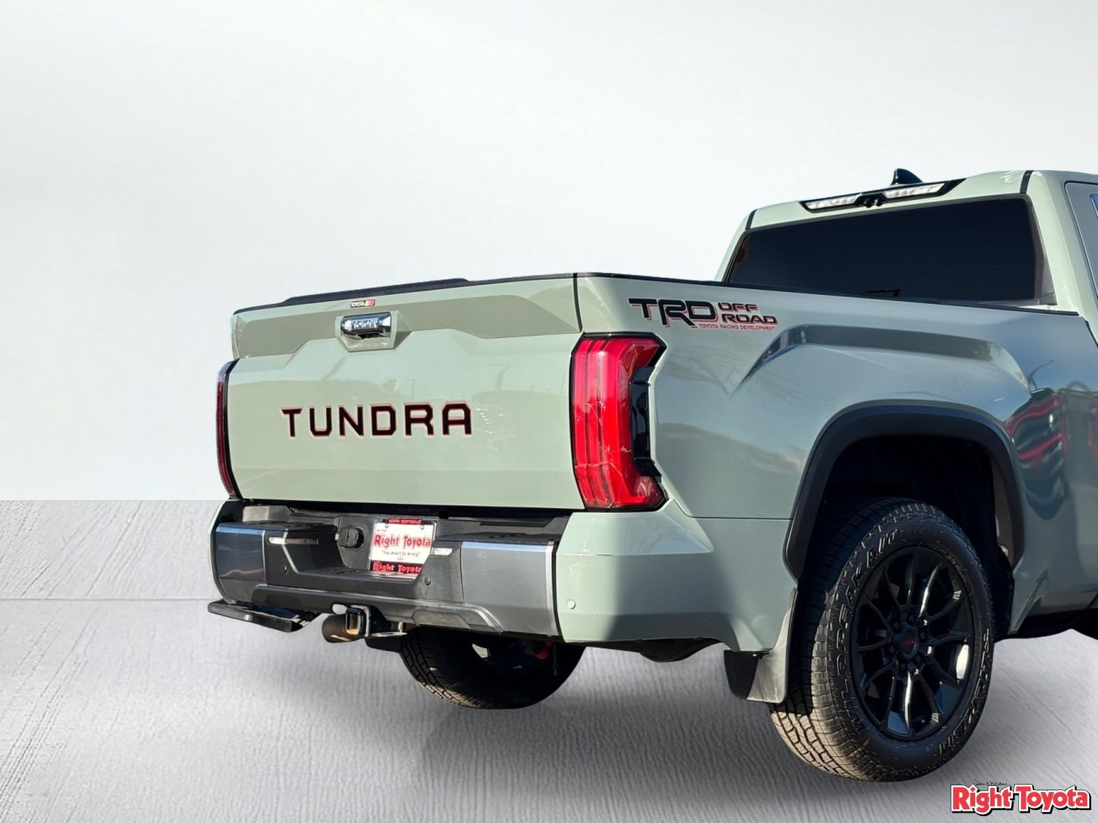 Used 2022 Toyota Tundra Limited w/ TRD Off-Road Package RWD image 11