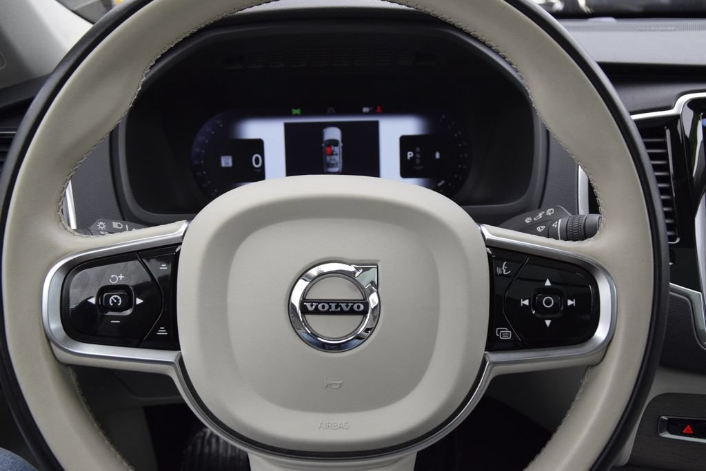 Used 2023 Volvo XC90 B5 Plus w/ Protection Package Premier AWD/4WD image 23