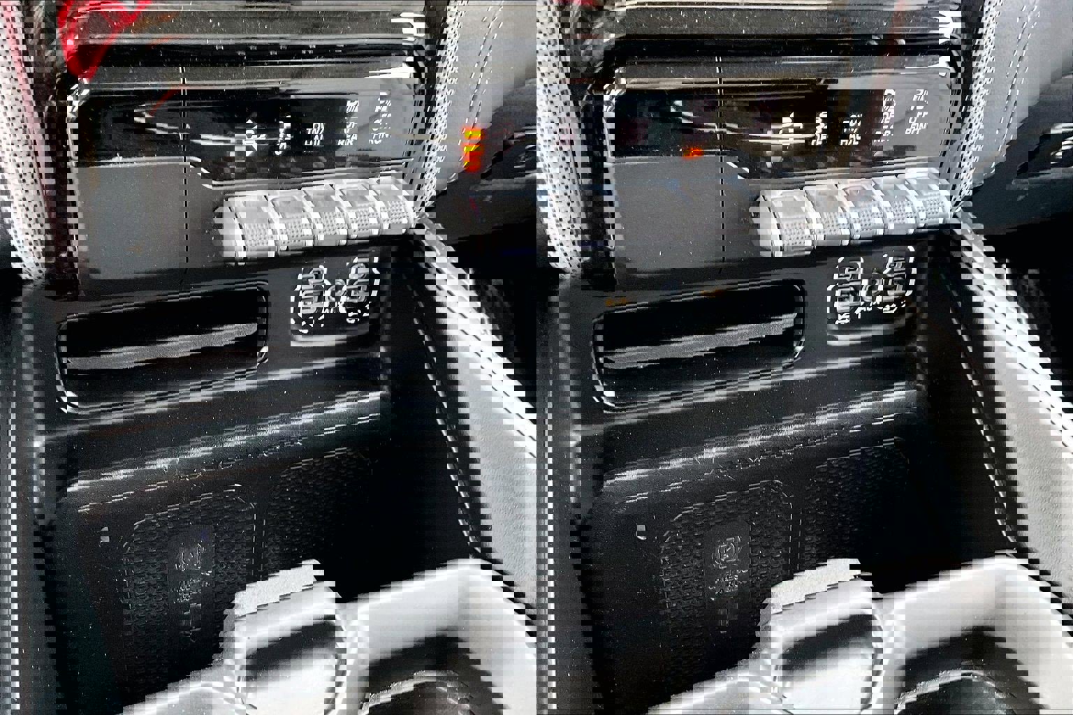 Used 2022 RAM 1500 Limited image 32