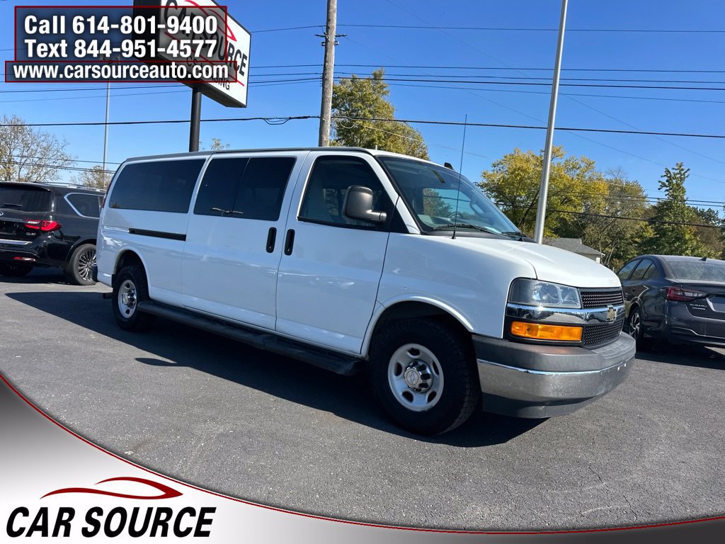 Used 2019 Chevrolet Express 3500 LT w/ LT Preferred Equipment Group RWD image 10