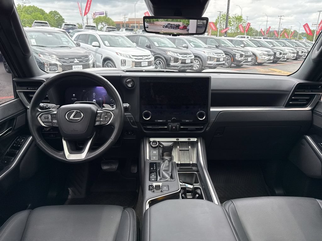 Used 2025 Lexus GX 550 w/ Cold Area Package AWD/4WD image 49