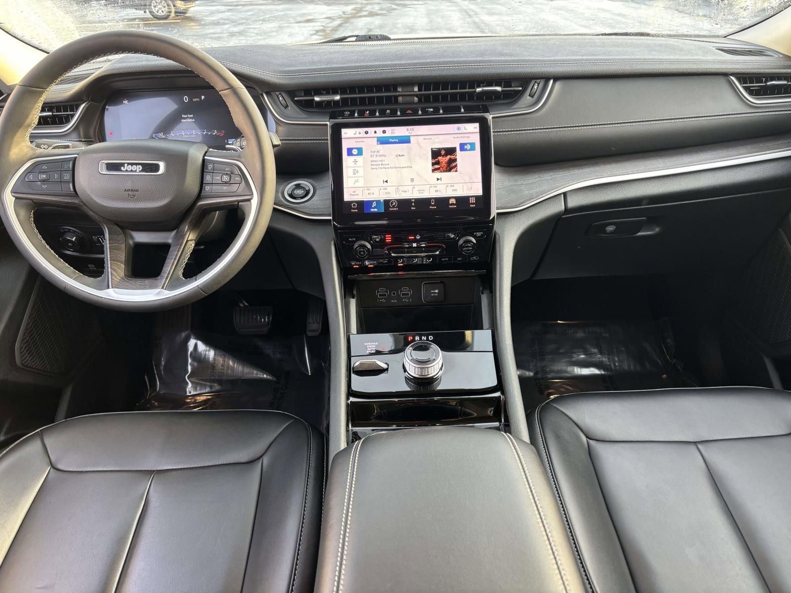 Used 2023 Jeep Grand Cherokee L Limited image 30