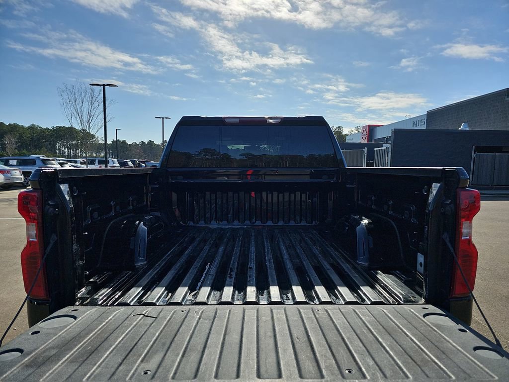 Used 2020 Chevrolet Silverado 1500 LT image 15