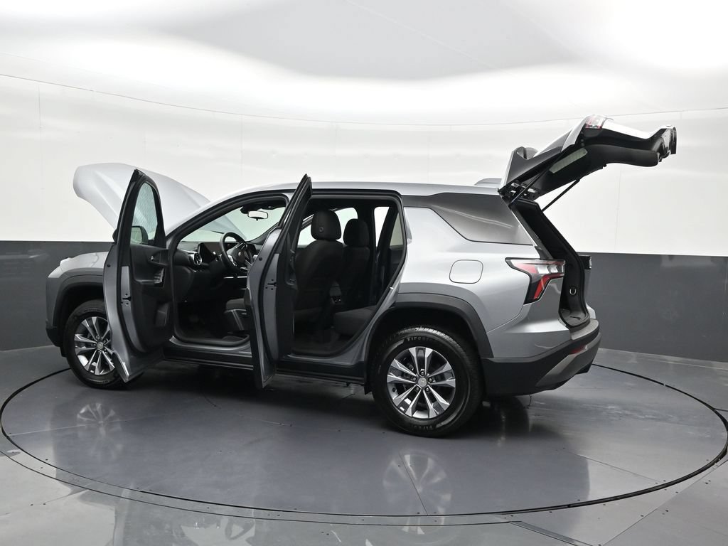 Used 2025 Chevrolet Equinox LT FWD image 36