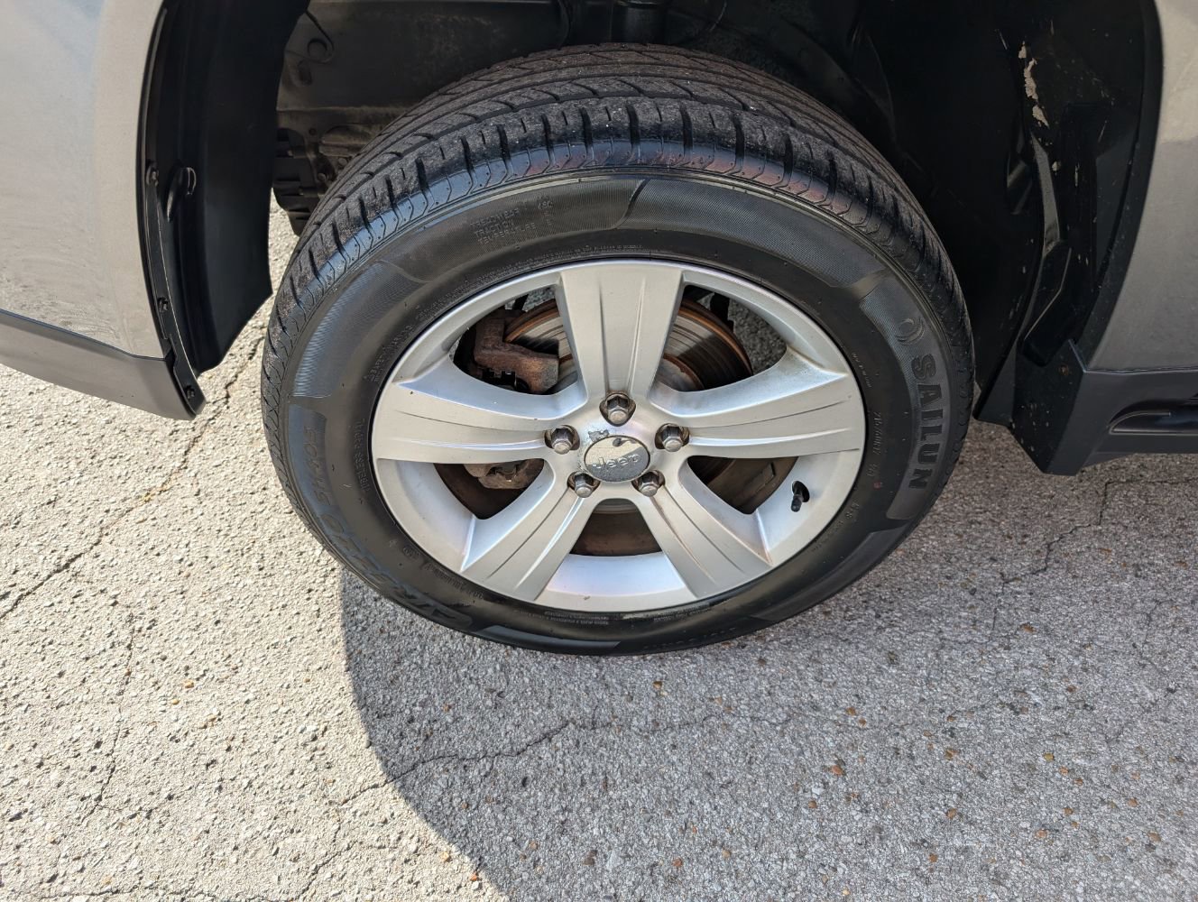 Used 2014 Jeep Compass Sport w/ Power Value Group image 25