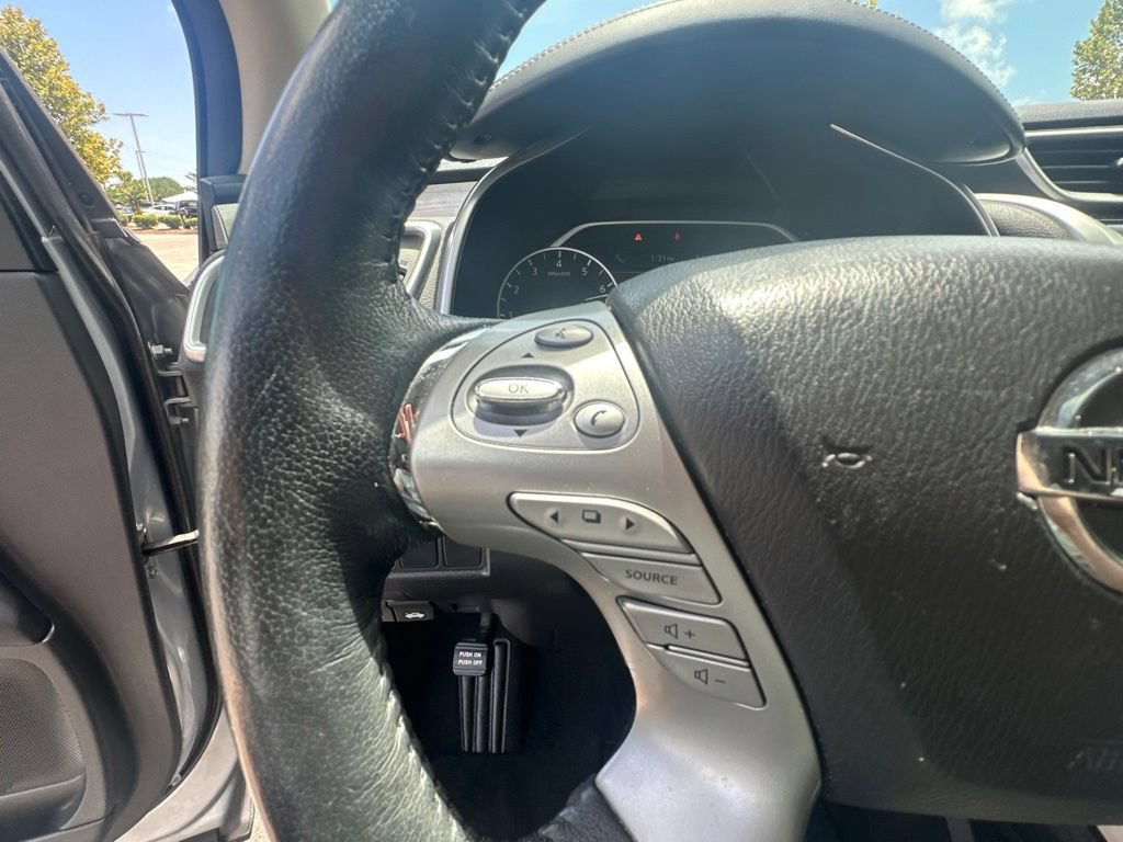Used 2018 Nissan Murano SL w/ Moonroof Package FWD image 18