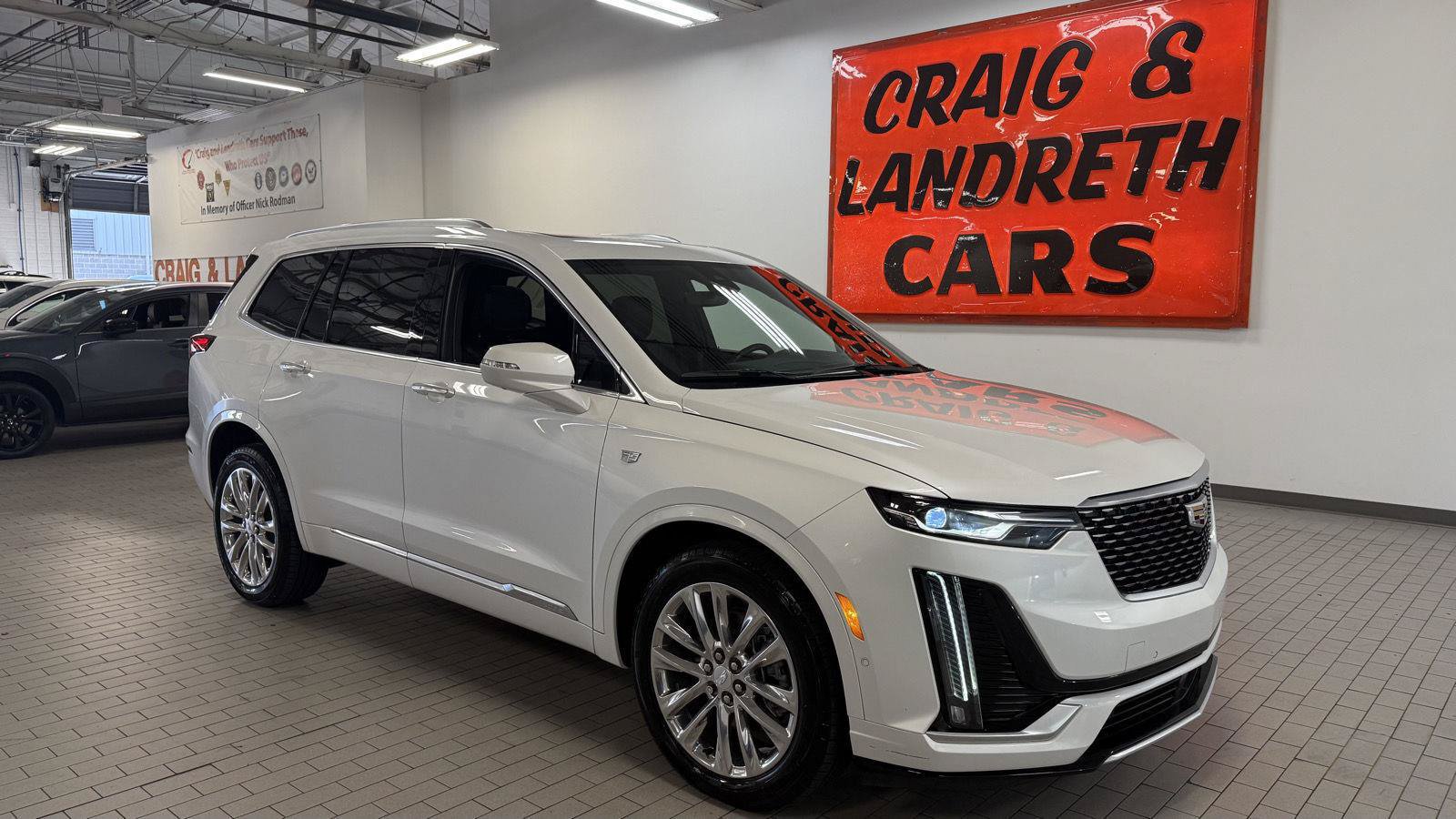 Used 2022 Cadillac XT6 Premium Luxury w/ Technology Package AWD/4WD image 38