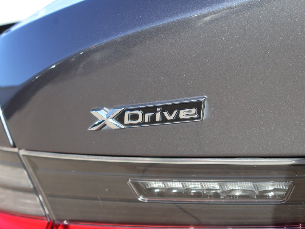 Used 2019 BMW 330i xDrive Sedan w/ Convenience Package AWD/4WD image 40