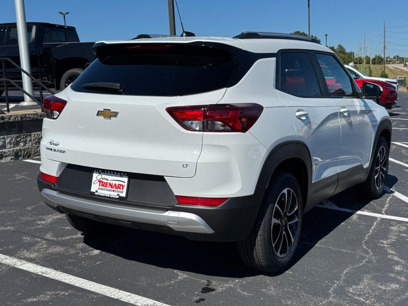 New 2026 Chevrolet TrailBlazer LT FWD image 3