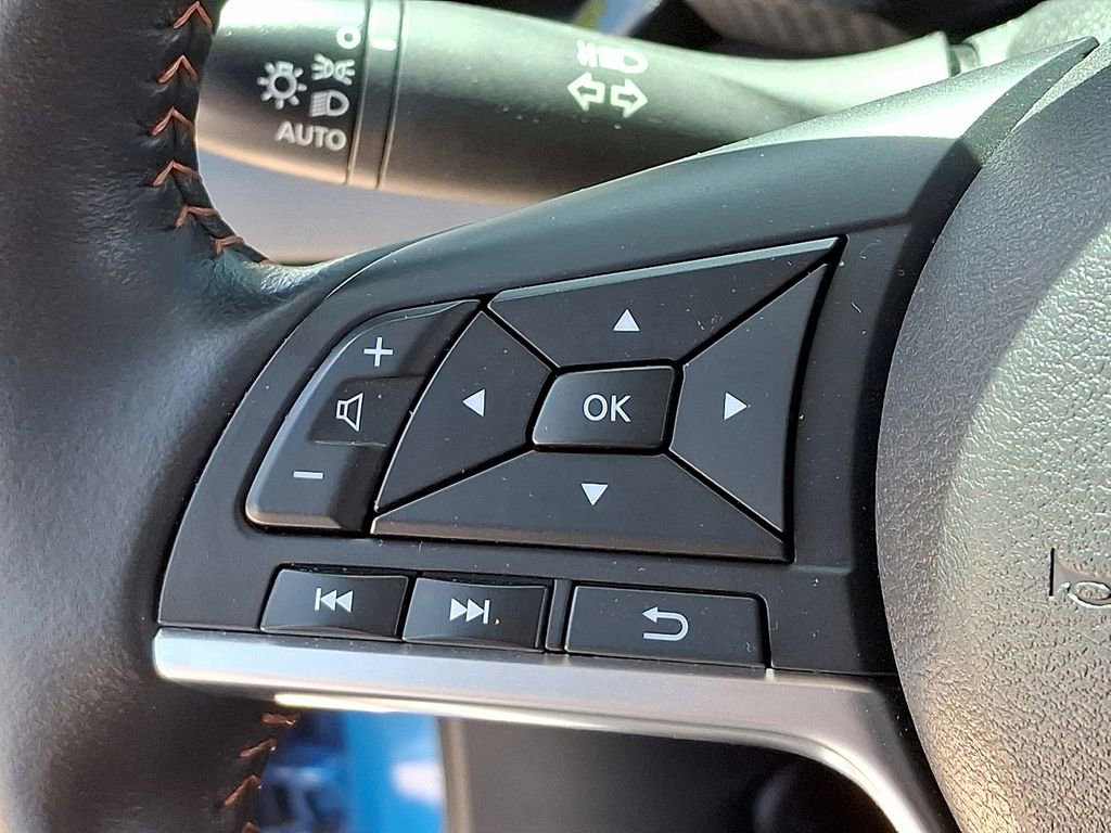 Used 2024 Nissan Sentra SR w/ SR Premium Package FWD image 21