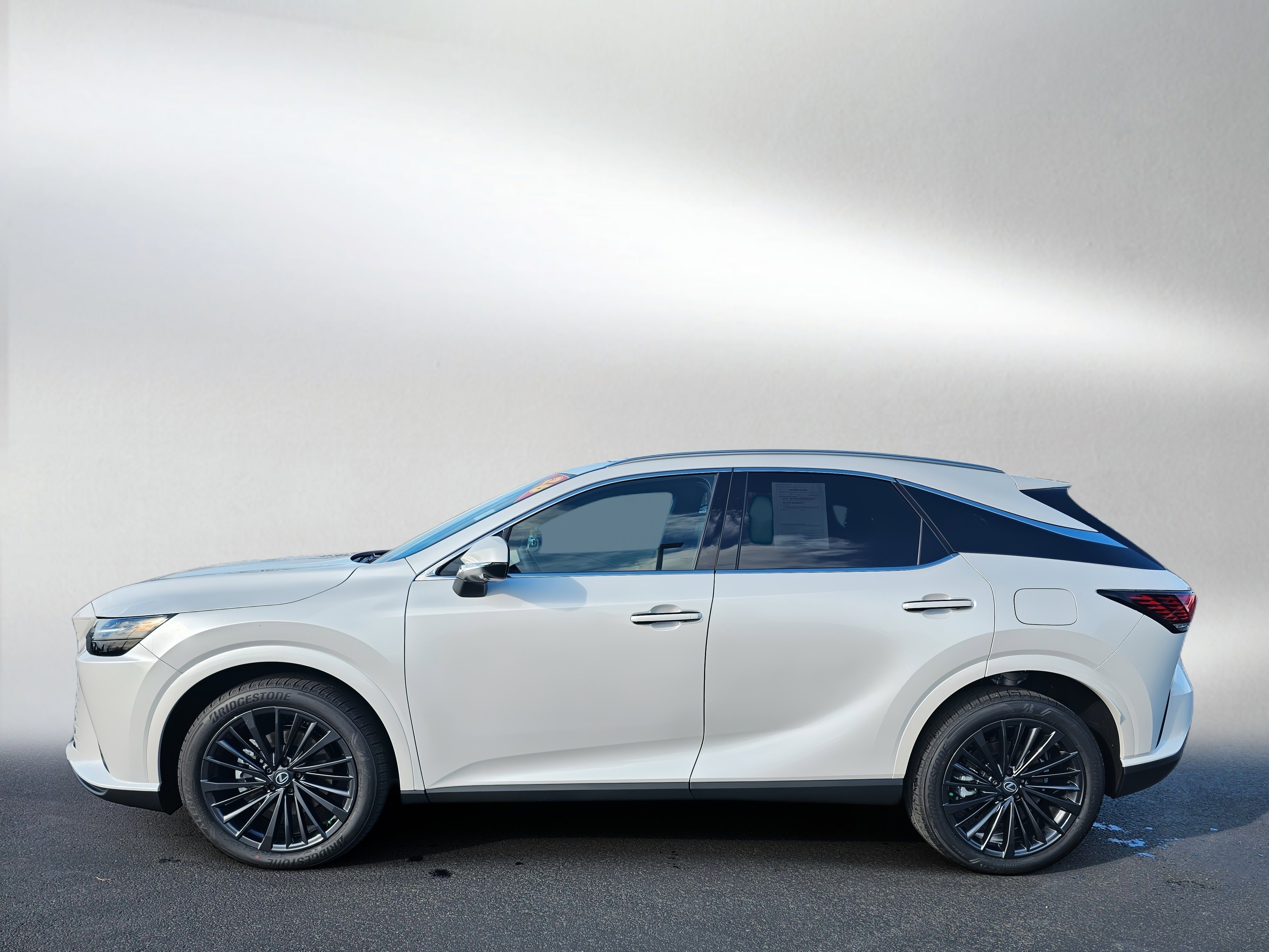 Used 2026 Lexus RX 350 Premium w/ Convenience Package image 2