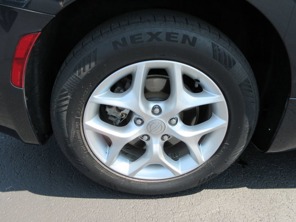 Used 2020 Chrysler Pacifica Limited FWD image 9