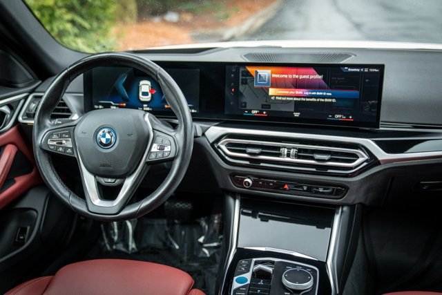Used 2023 BMW i4 eDrive35 image 37