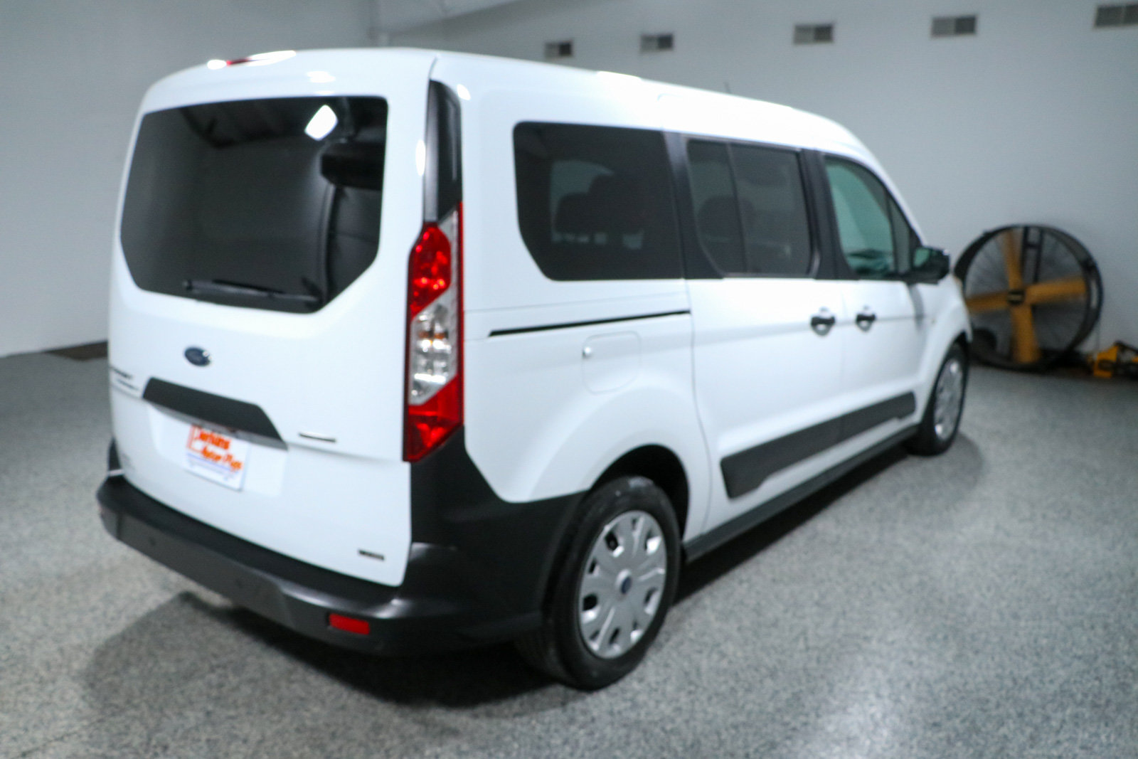 Used 2020 Ford Transit Connect XL FWD image 7