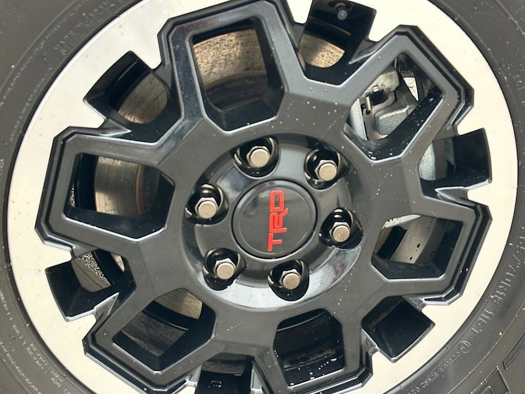 Certified 2026 Toyota 4Runner TRD Sport Premium AWD/4WD image 32