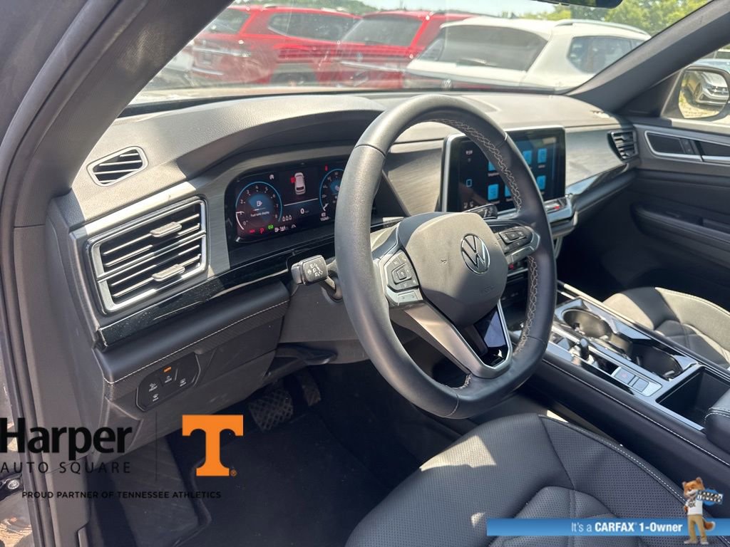 Used 2024 Volkswagen Atlas Cross Sport SE w/ Panoramic Sunroof Package FWD image 13