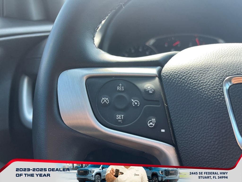 Used 2023 GMC Terrain SLT w/ Tech Package FWD image 26