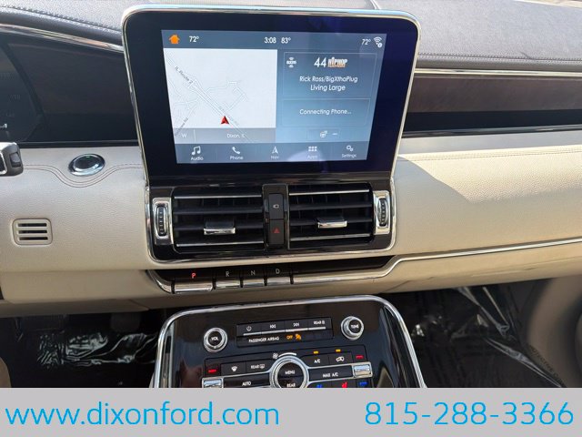 Used 2019 Lincoln Navigator Reserve AWD/4WD image 15