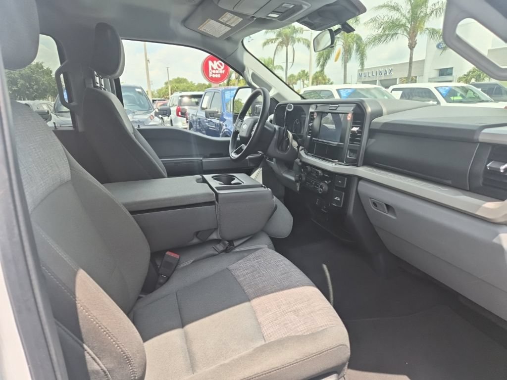Certified 2025 Ford F250 XLT AWD/4WD image 34