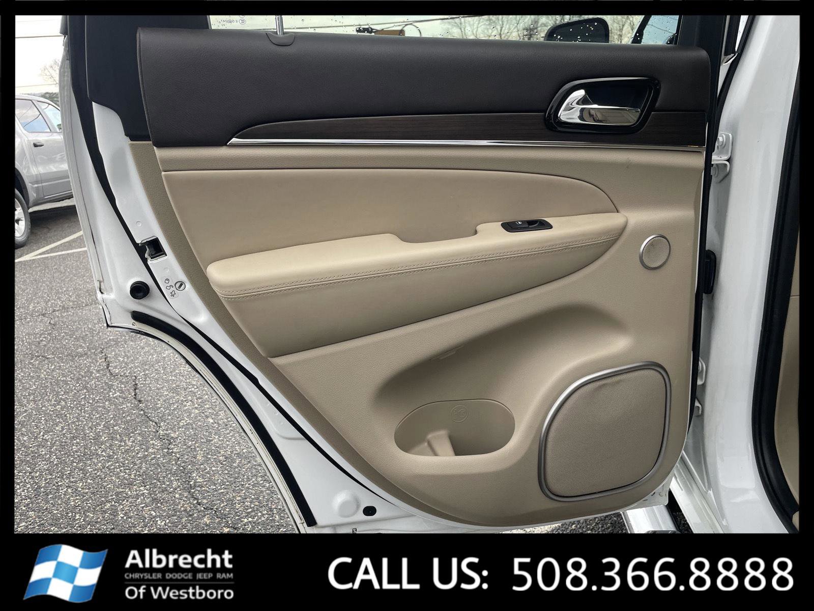 Used 2021 Jeep Grand Cherokee Overland image 14