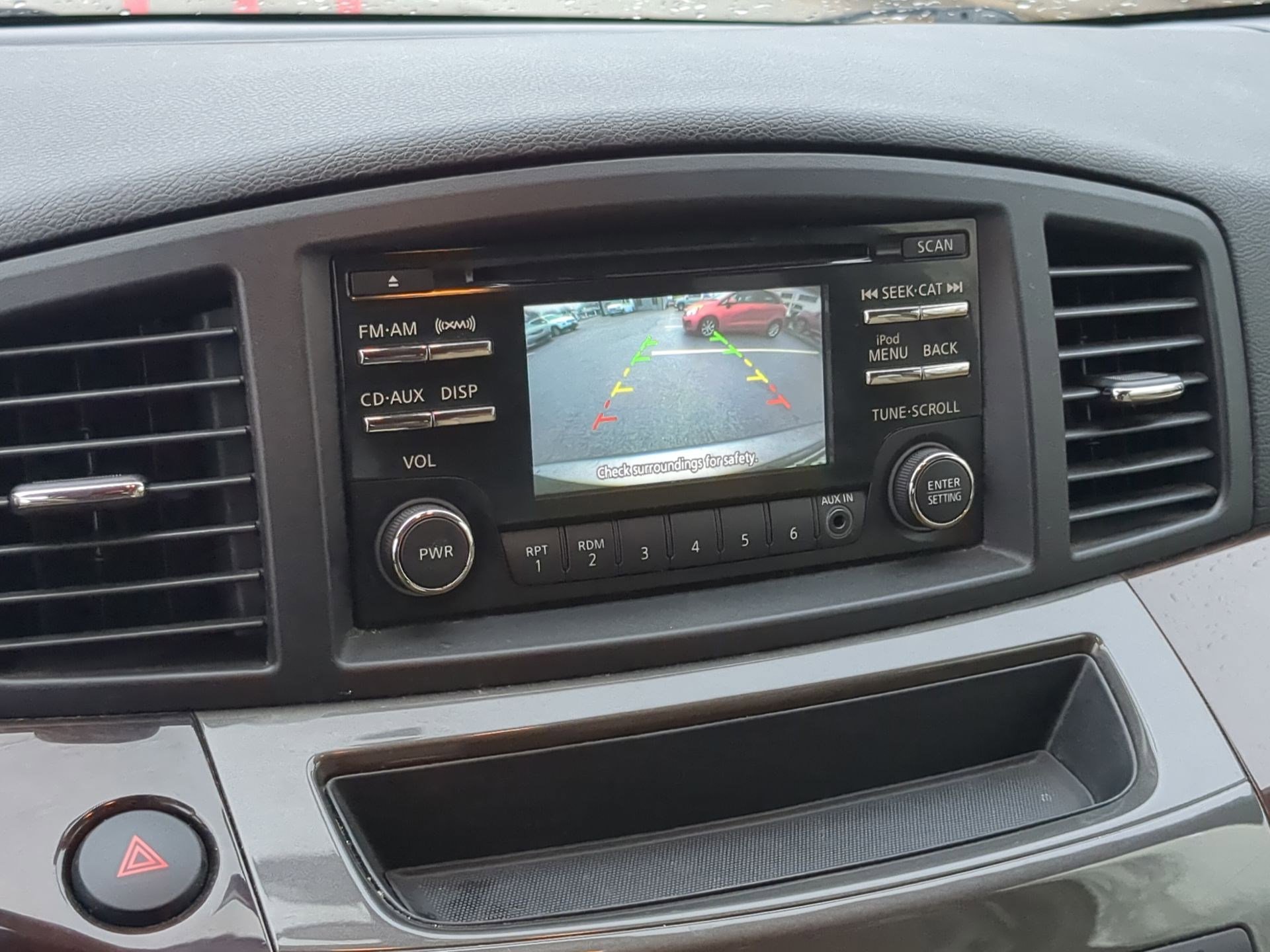 Used 2014 Nissan Quest SV image 17