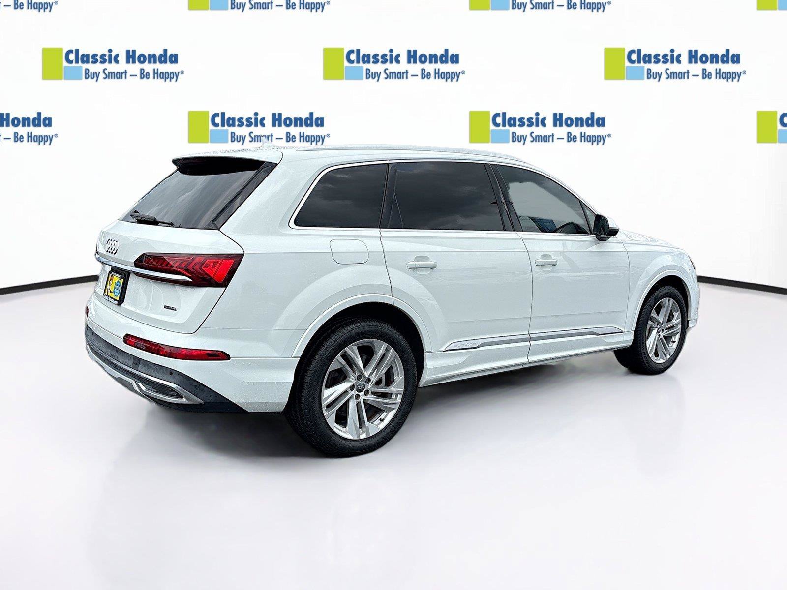 Used 2020 Audi Q7 2.0T Premium w/ Convenience Package AWD/4WD image 8