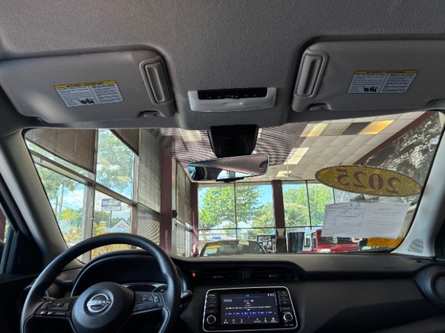 Used 2025 Nissan Kicks Play S w/ Interior Electronics Package FWD image 32