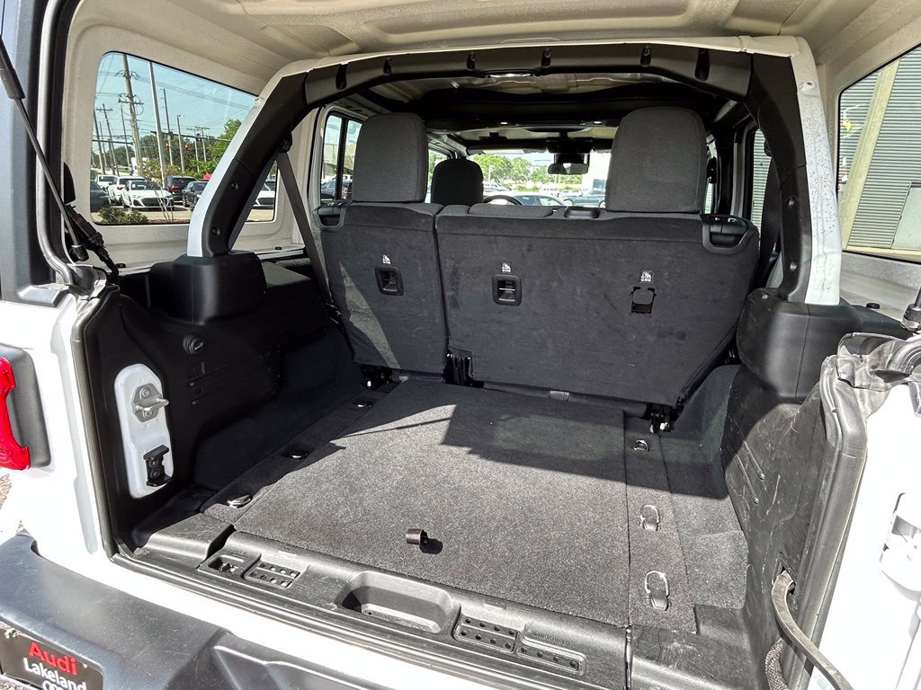 Used 2024 Jeep Wrangler Unlimited Rubicon AWD/4WD image 42