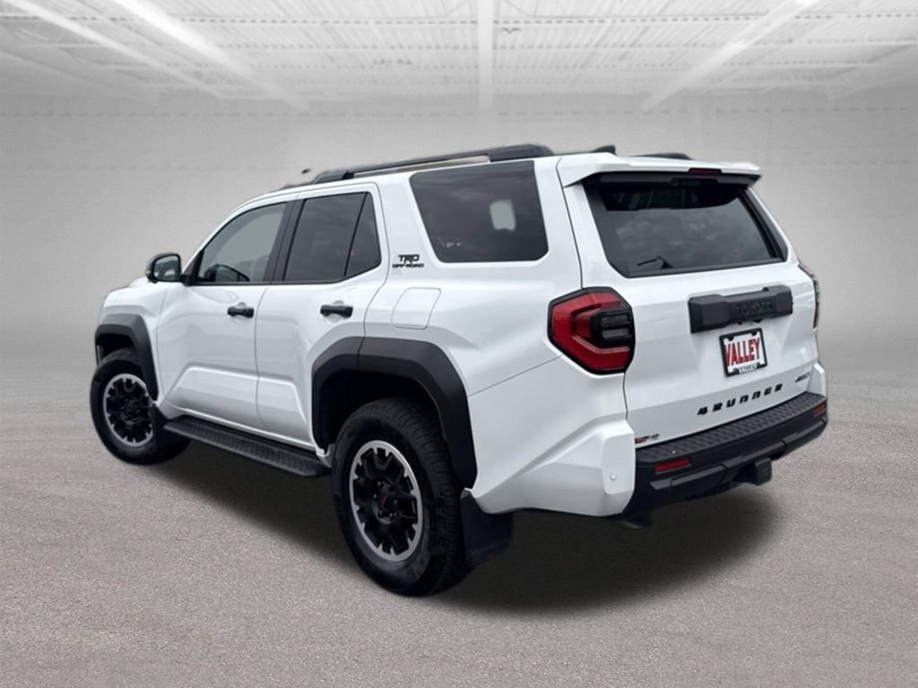 Used 2025 Toyota 4Runner TRD Off-Road Premium AWD/4WD image 57