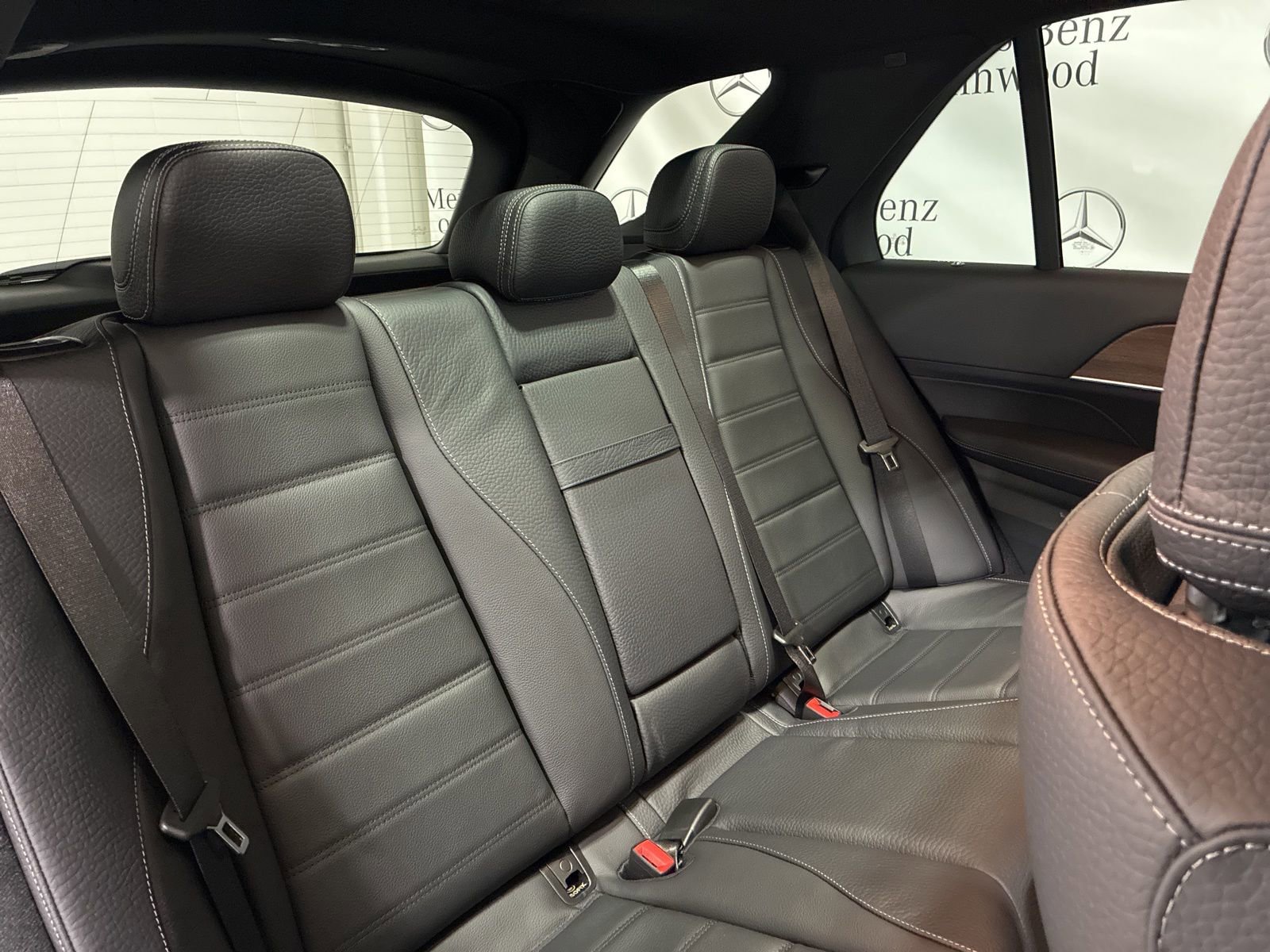 Used 2026 Mercedes-Benz GLE 580 4MATIC image 35