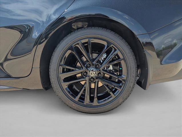 Used 2025 Toyota Camry SE w/ Multimedia Upgrade Package image 11