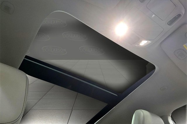 Used 2017 Chrysler Pacifica Limited w/ UConnect Theater Package image 17