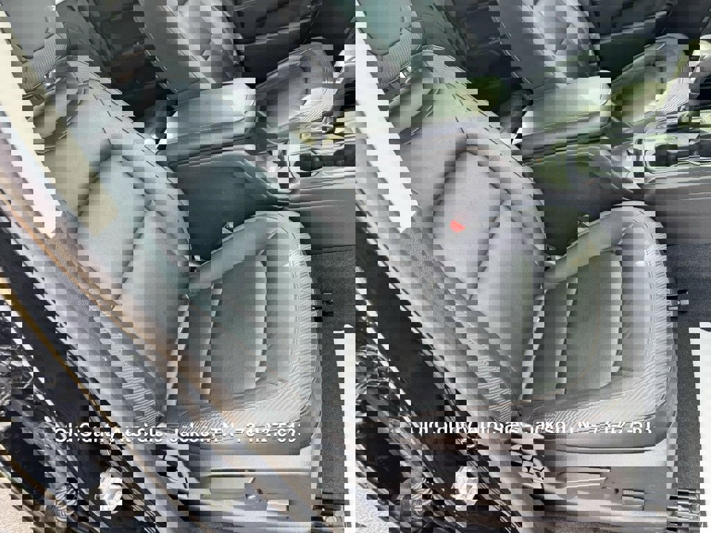 Used 2021 GMC Canyon AT4 w/ Driver Alert Package image 29