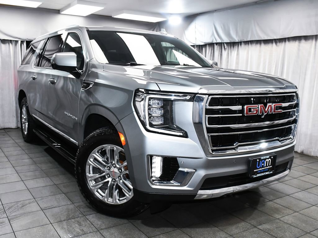 Used 2023 GMC Yukon XL SLT w/ SLT Premium Package image 3