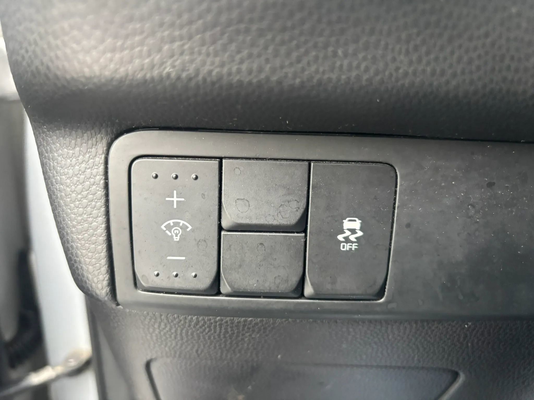 Used 2016 Kia Soul + FWD image 19