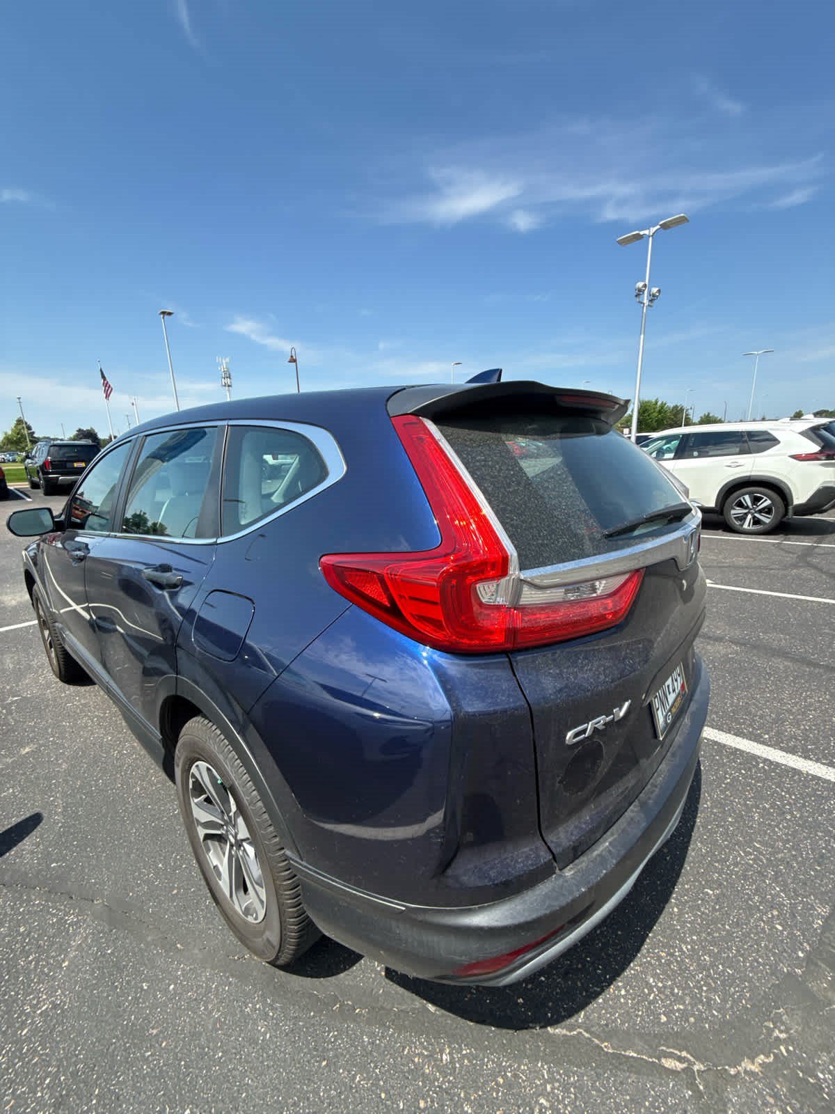 Used 2017 Honda CR-V LX image 8