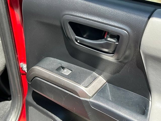 Used 2019 Toyota Tacoma SR5 AWD/4WD image 35
