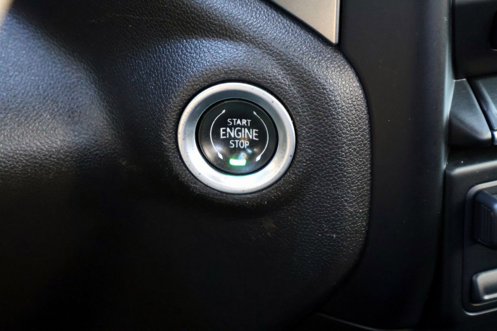 Used 2021 Chevrolet Silverado 1500 RST image 30