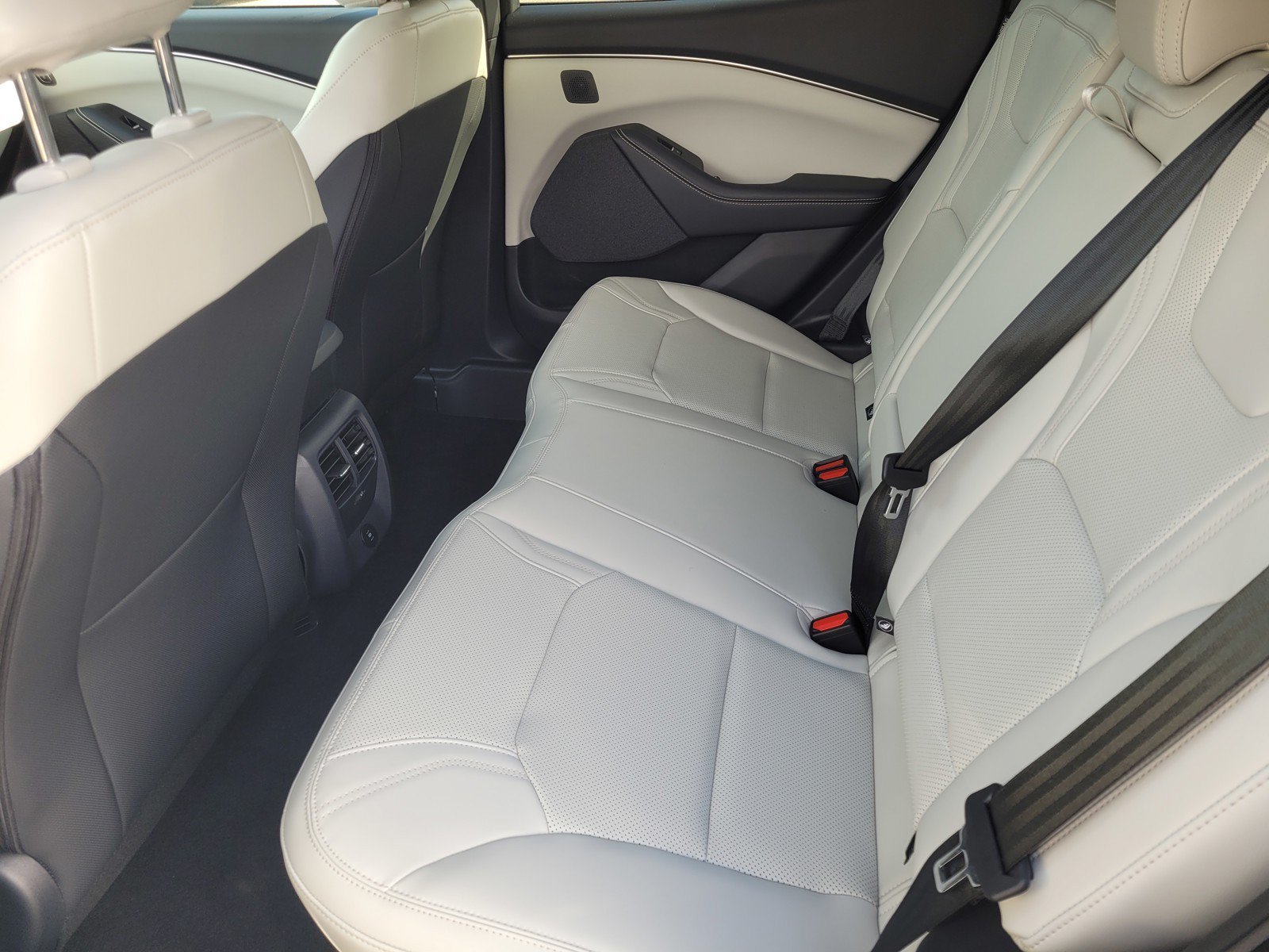 New 2026 Ford Mustang Mach-E Premium w/ Technology Package RWD image 6
