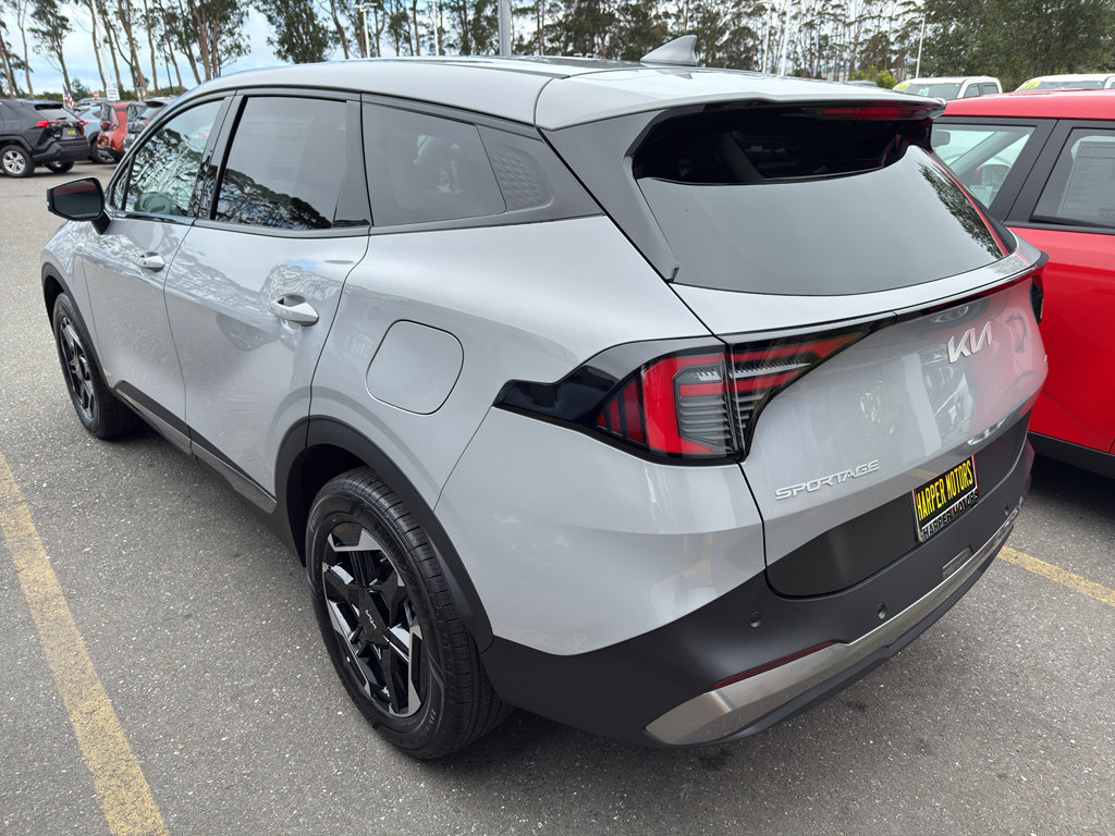 New 2026 Kia Sportage S image 7