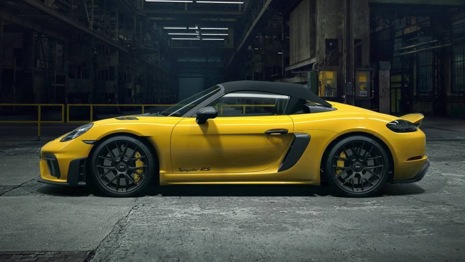 Used 2025 Porsche 718 Boxster Spyder RS image 2