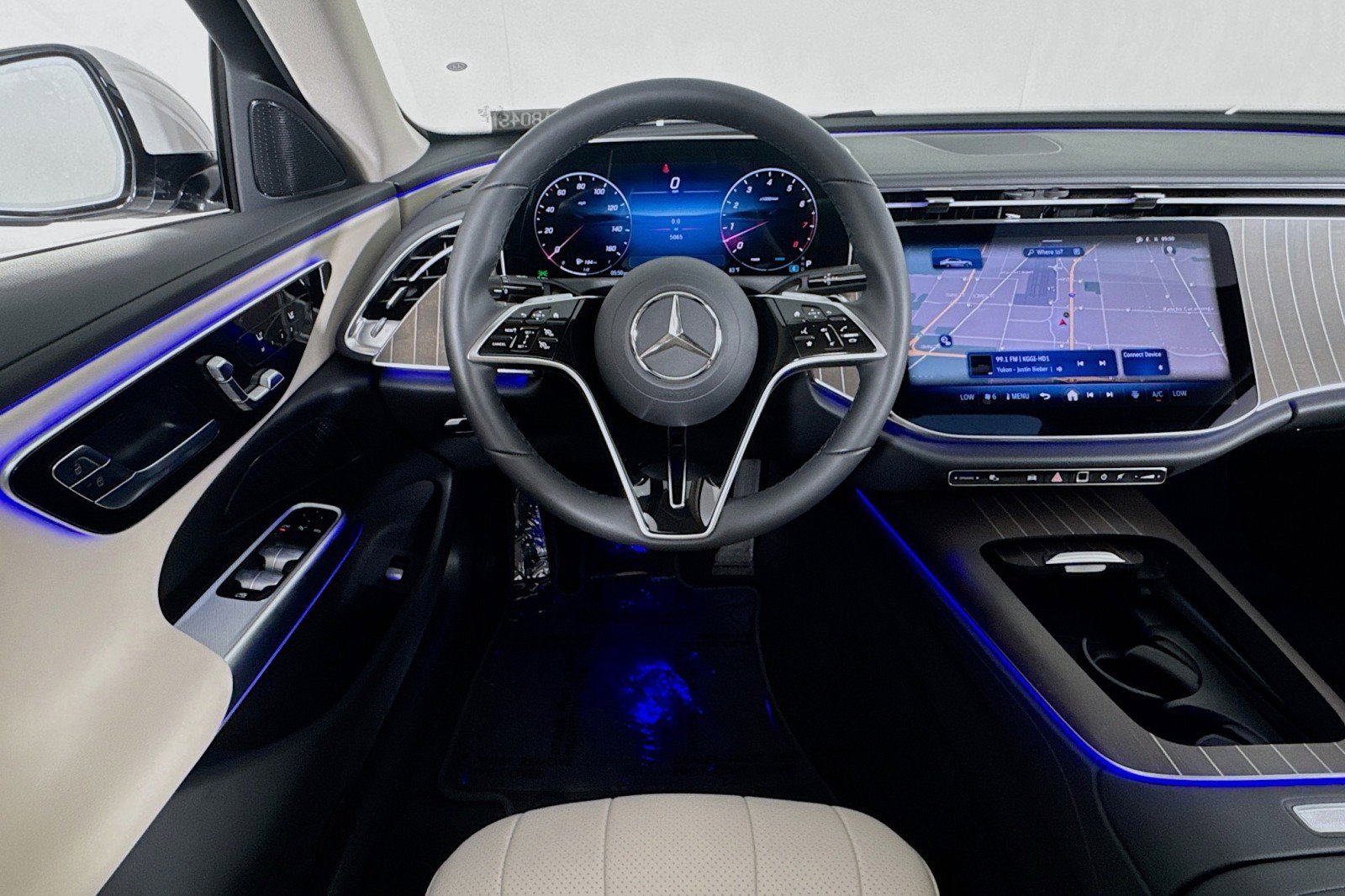 Used 2026 Mercedes-Benz E 450 4MATIC Sedan image 5