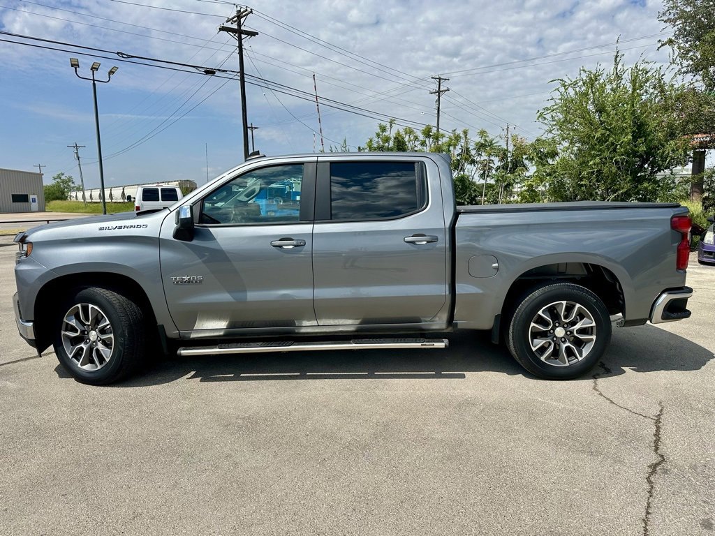 Used 2021 Chevrolet Silverado 1500 LT w/ Texas Edition Plus image 2