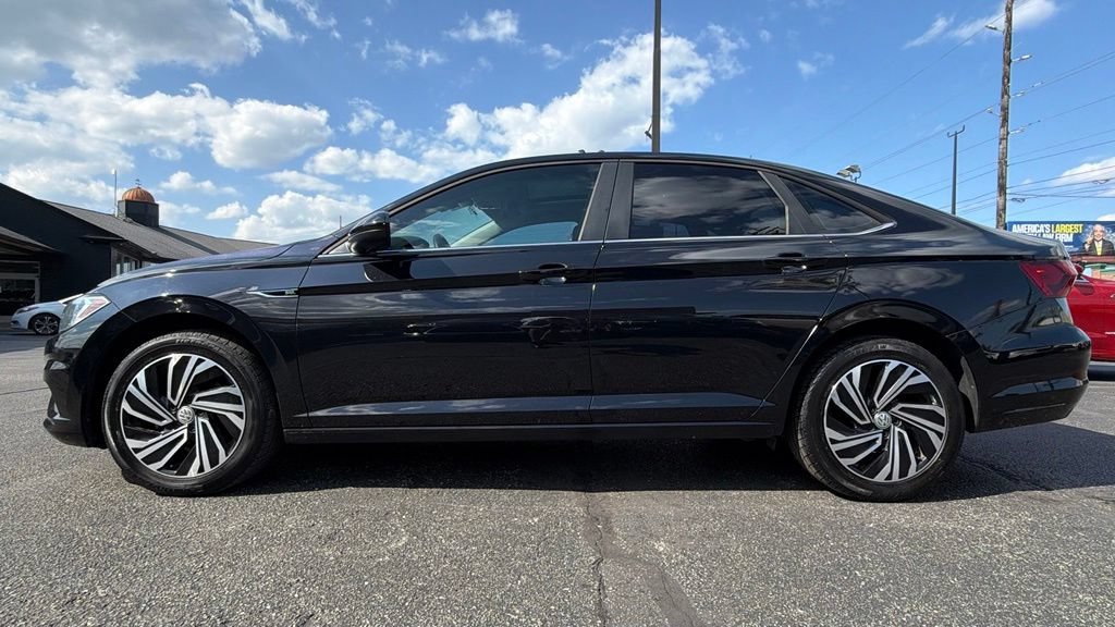 Used 2020 Volkswagen Jetta SEL FWD image 3