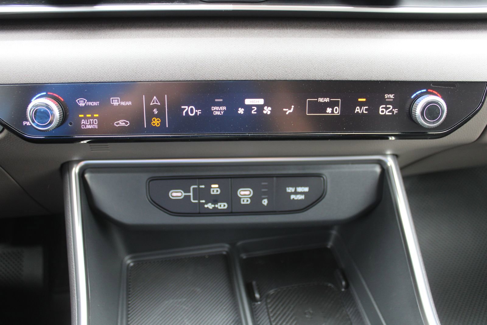 New 2026 Kia Carnival EX image 46