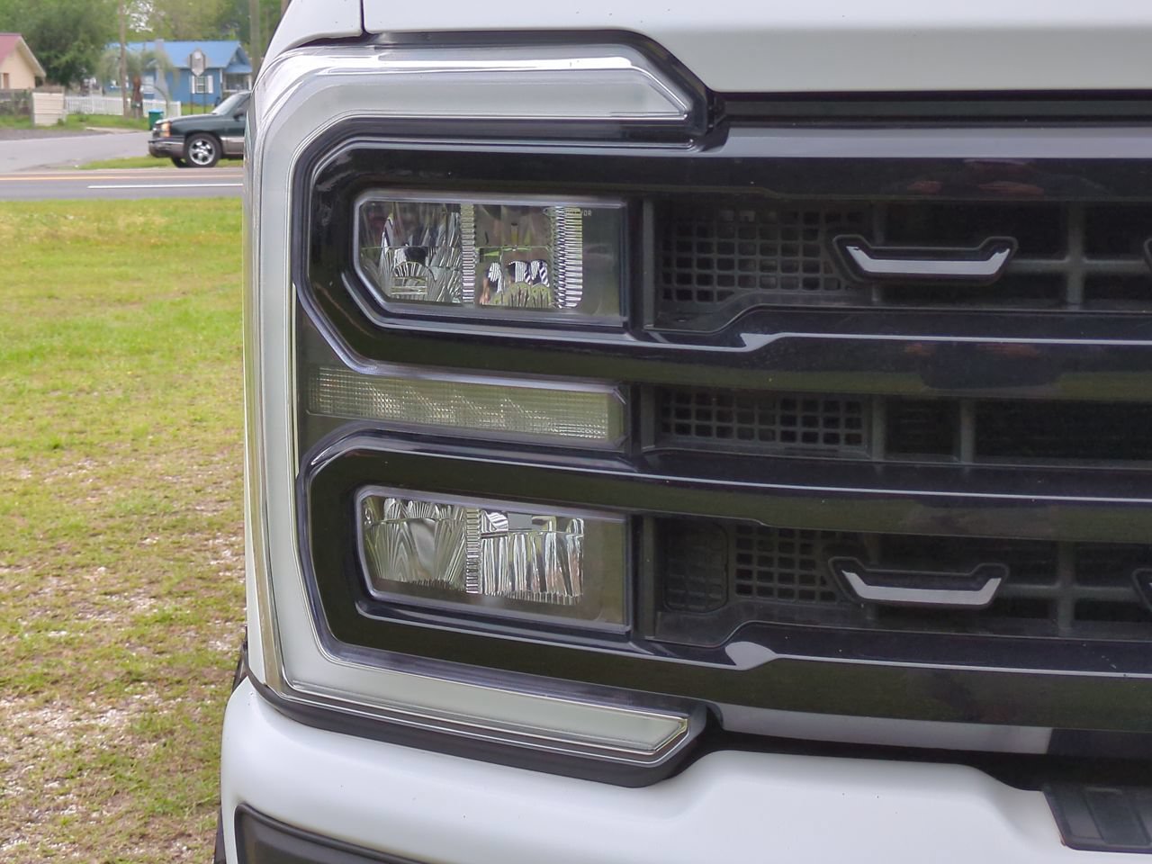Used 2024 Ford F250 Lariat w/ Lariat Ultimate Package AWD/4WD image 8