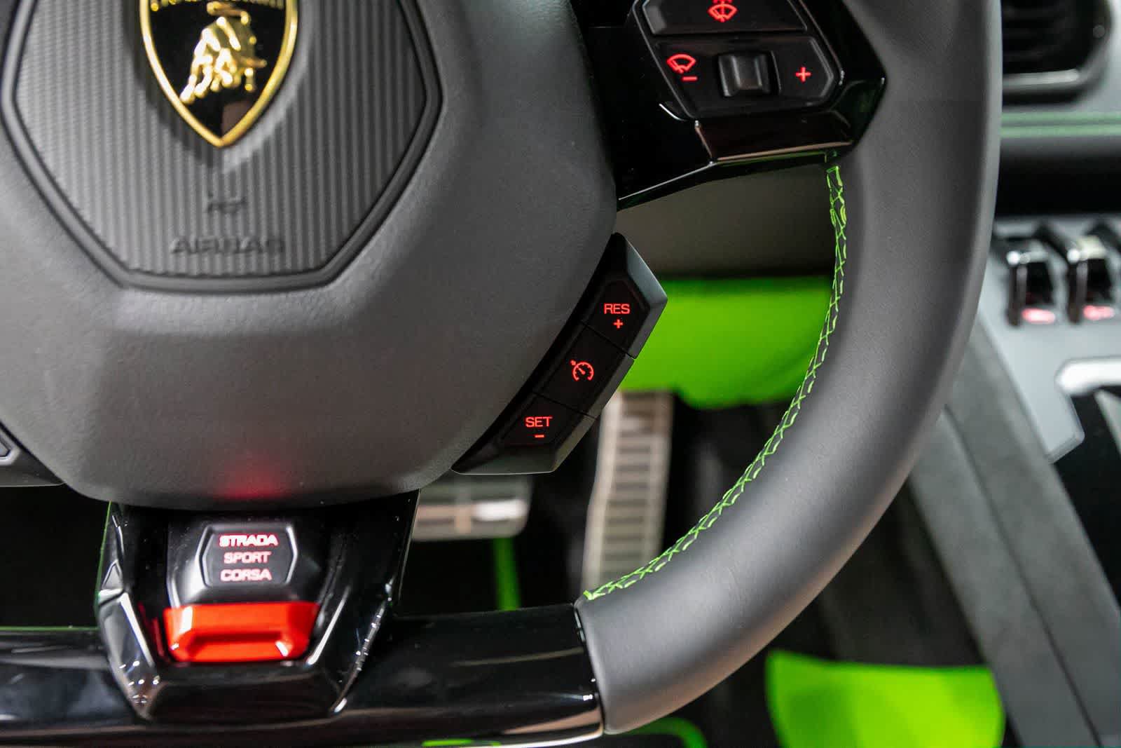 Used 2024 Lamborghini Huracan Tecnica RWD image 30