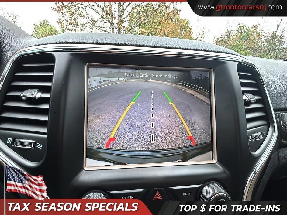 Used 2016 Jeep Grand Cherokee Laredo 75th Anniversary image 45